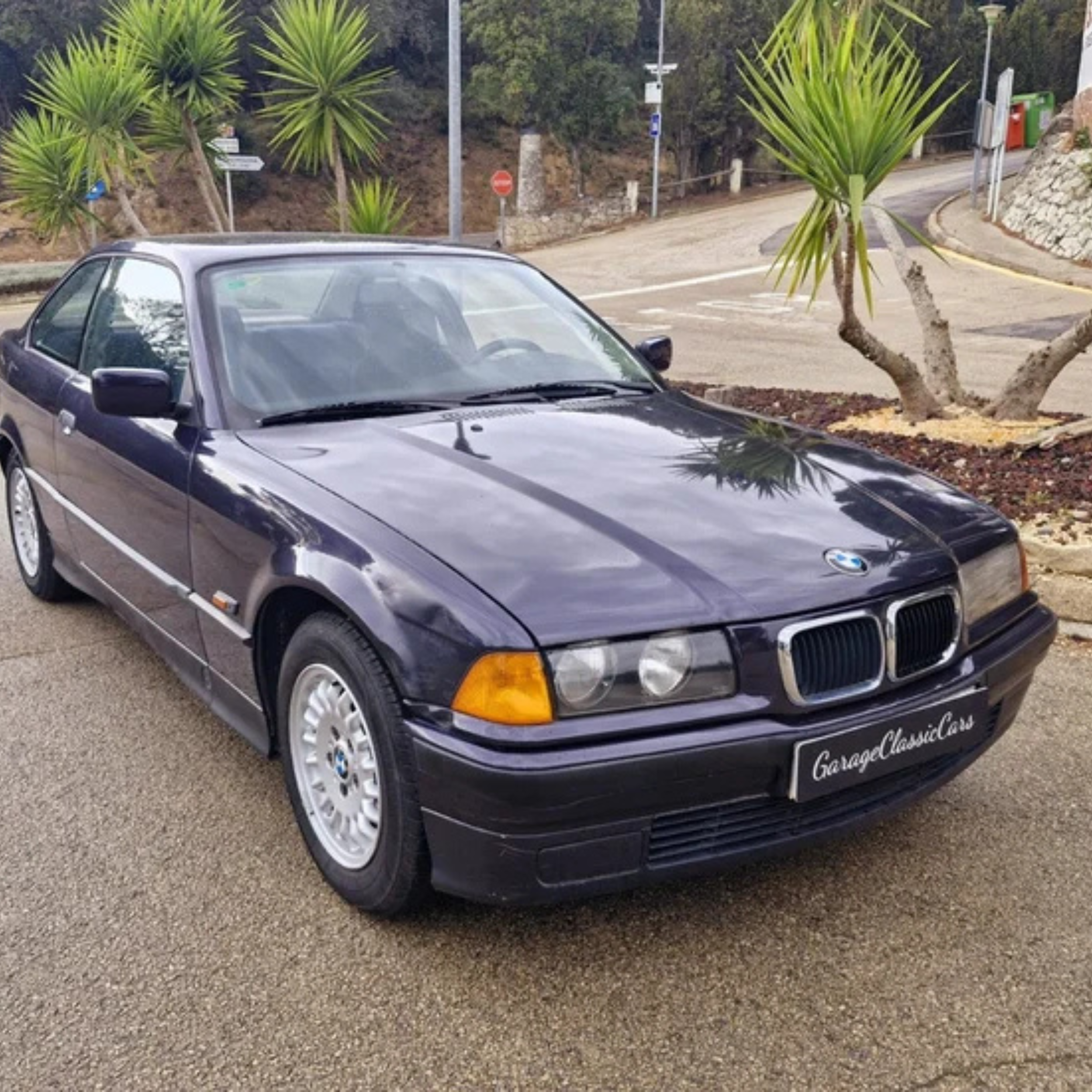 BMW e36 318is Único propietario - Imagen 2