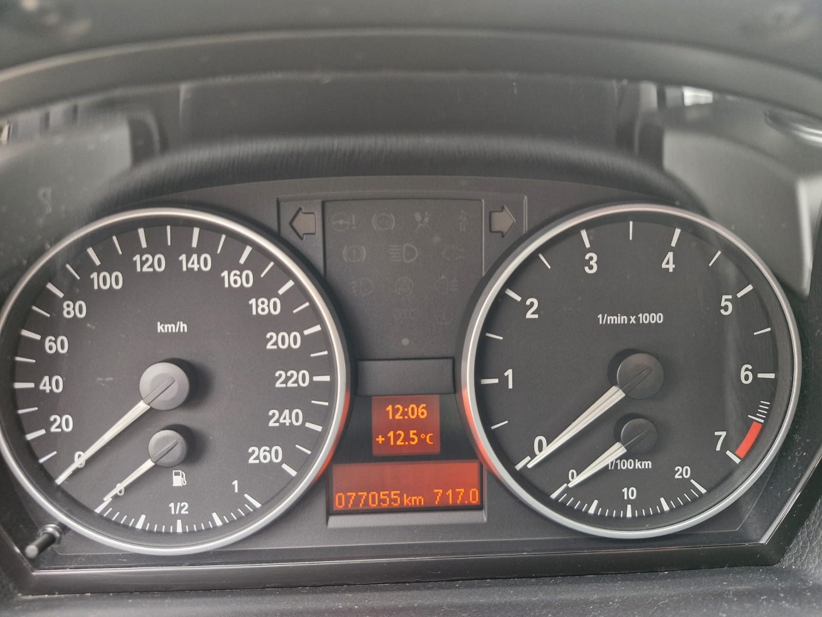 BMW 320i e90 77.000 kms Nacional - Imagen 18