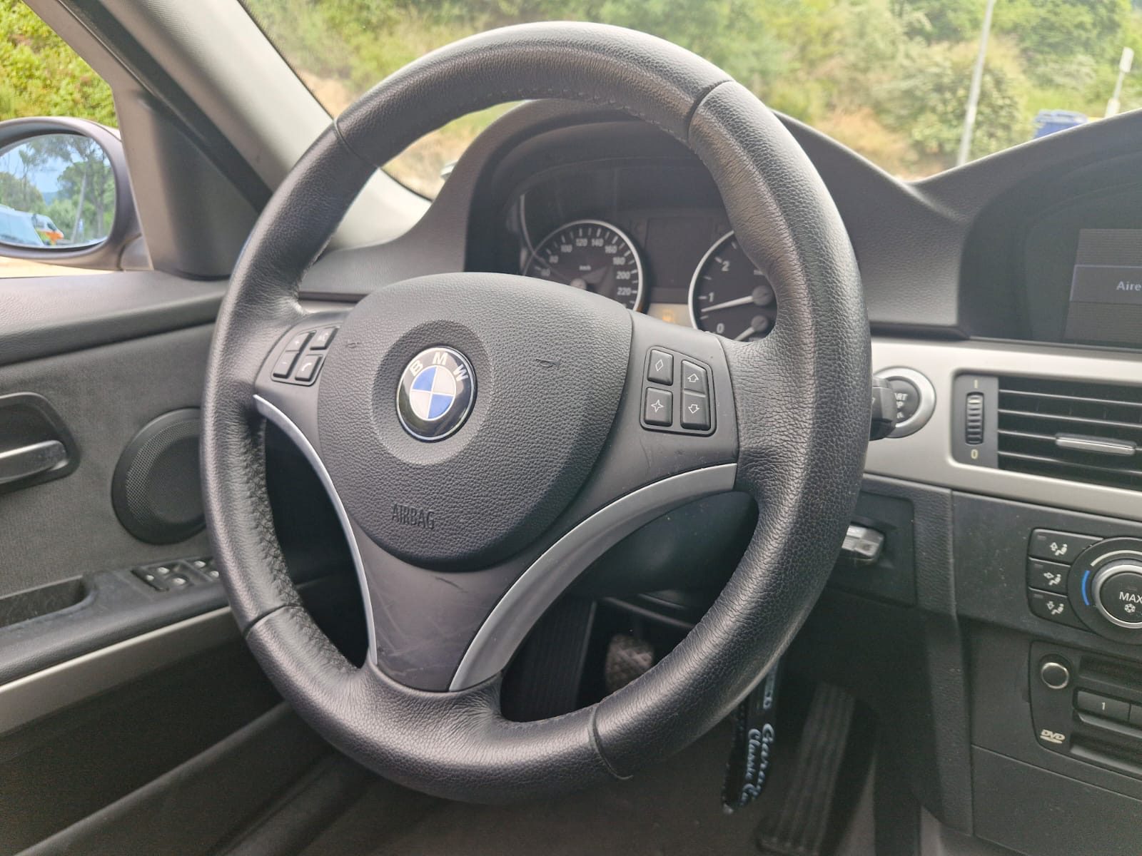 BMW 320i e90 77.000 kms Nacional - Imagen 16